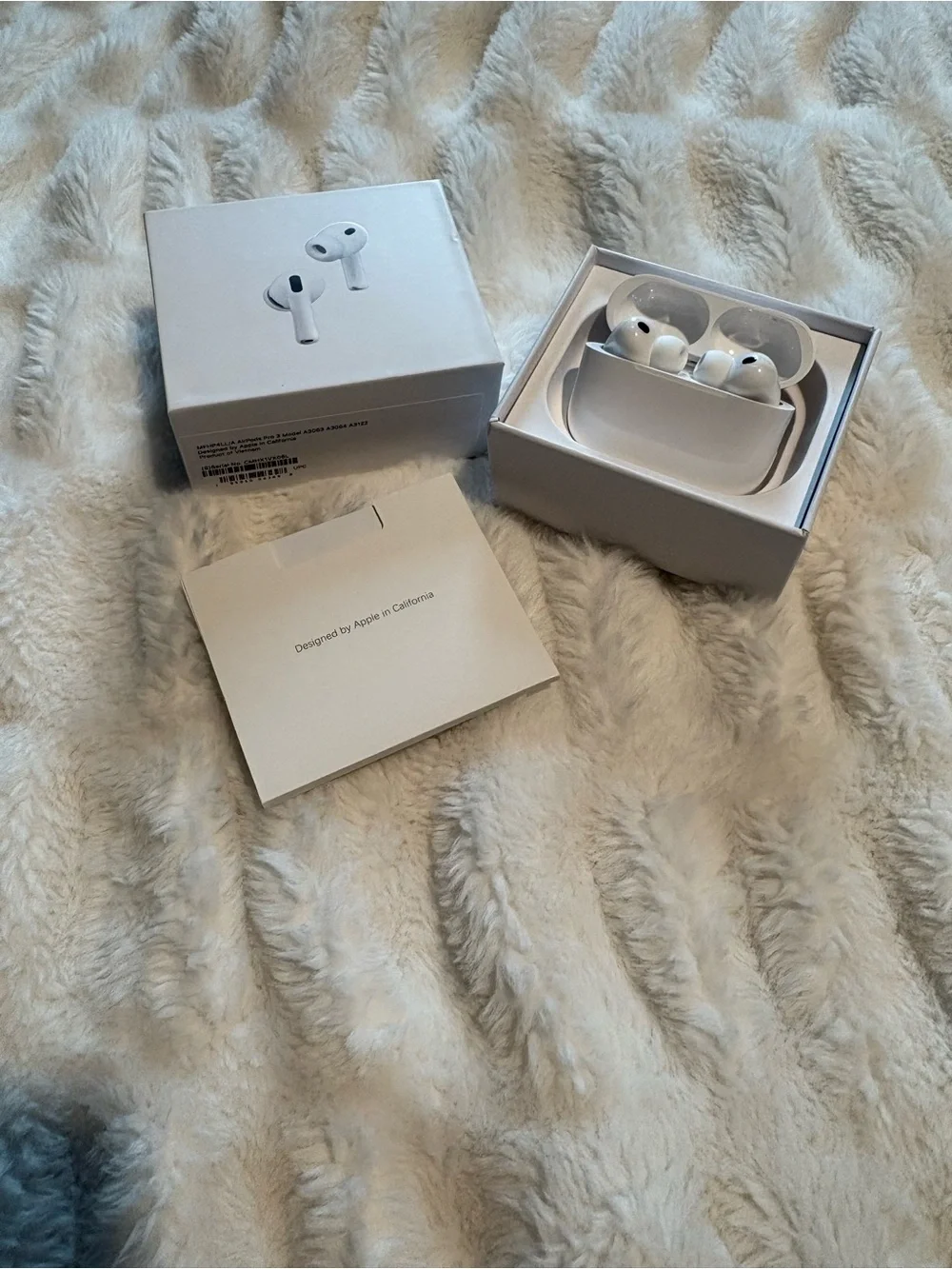 Apple White AirPods Pro with Charging Case